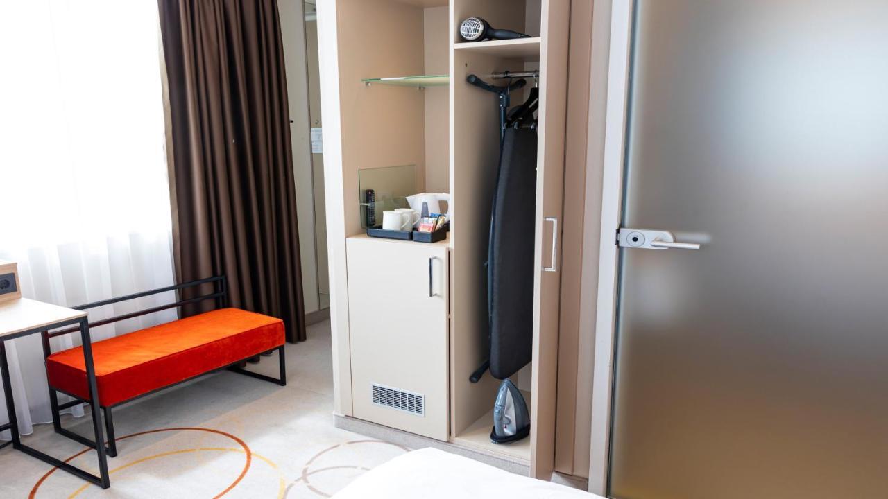 Holiday Inn Amsterdam - Arena Towers By Ihg Exterior foto